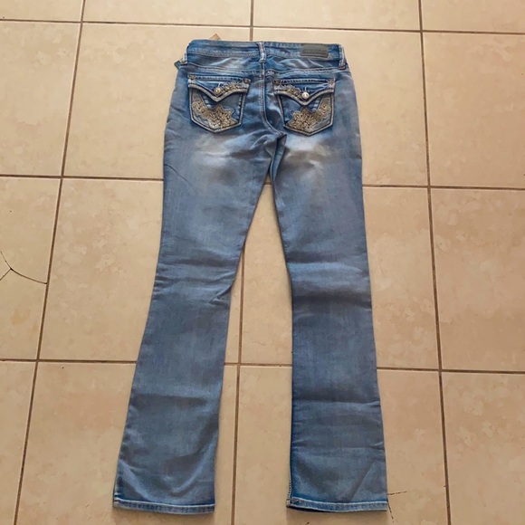 I am selling pants for 54 dollars. The size is 7\8 - Picture 3 of 4